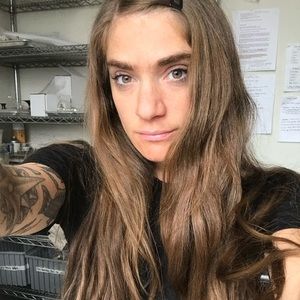 Meet your Posher, Clementine